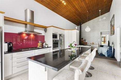 Photo of property in 15 Freelance Terrace, Pahurehure, Papakura, 2113