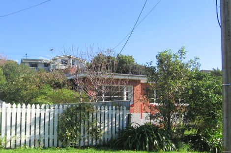 Photo of property in 44 Collins Avenue, Tawa, Wellington, 5028