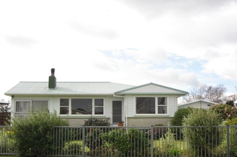 Photo of property in 8 Lipscombe Crescent, Havelock North, 4130
