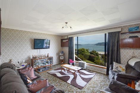 Photo of property in 30 Bayne Terrace, Macandrew Bay, Dunedin, 9014