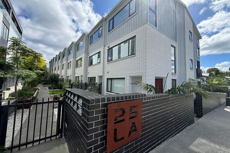 Photo of property in 1/25 Lloyd Avenue, Mount Albert, Auckland, 1025