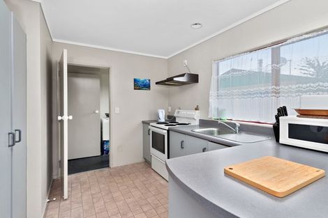 Photo of property in 8 Beech Place, Owhata, Rotorua, 3010