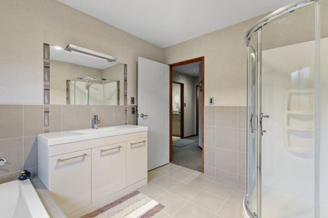 Photo of property in 14 Trump Place, Kelvin Grove, Palmerston North, 4414