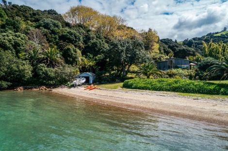 Photo of property in 92 Cowes Bay Road, Waiheke Island, 1971