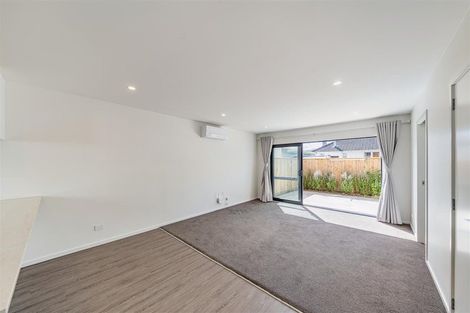 Photo of property in 8/104 Martin Street, Wallaceville, Upper Hutt, 5018