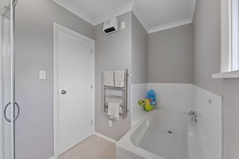 Photo of property in 1081 Fergusson Drive, Clouston Park, Upper Hutt, 5018