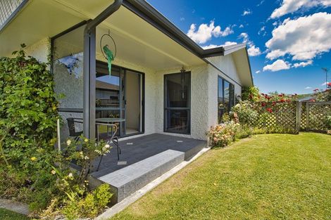 Photo of property in 71 Avenue Road, Greenmeadows, Napier, 4112