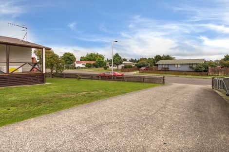 Photo of property in 8 Beech Place, Owhata, Rotorua, 3010