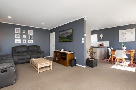 Photo of property in 60 Atuaroa Avenue, Te Puke, 3119