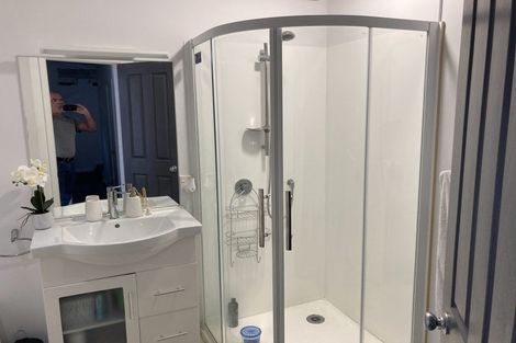 Photo of property in 58 Miromiro Road, Normandale, Lower Hutt, 5010