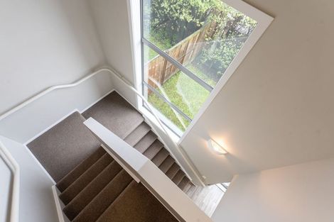 Photo of property in 27b Southsea Crescent, Silverdale, Hamilton, 3216