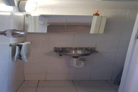 Photo of property in 89 East Coast Road, Castor Bay, Auckland, 0620