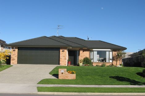 Photo of property in 23 Norm Pellow Drive, Manurewa, Auckland, 2105