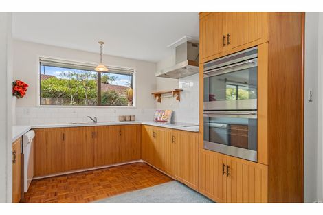 Photo of property in 28 Montclare Avenue, Ilam, Christchurch, 8041