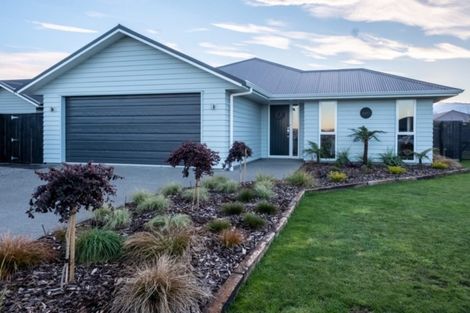 Photo of property in 21 Stoneleigh Drive, Solway, Masterton, 5810