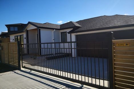 Photo of property in 135 Tiriwa Drive, Massey, Auckland, 0614