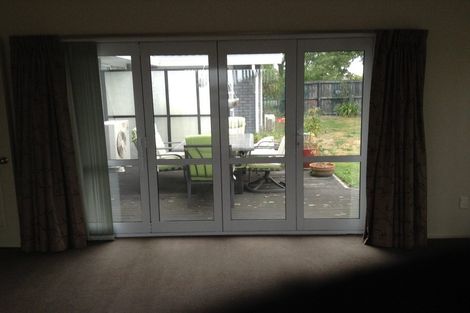 Photo of property in 5 Hunt Lane, Avondale, Christchurch, 8061