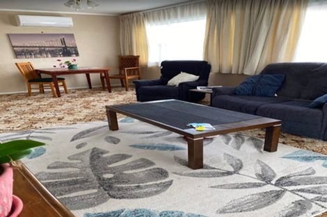 Photo of property in 1 Cotton Street, St Andrews, Hamilton, 3200