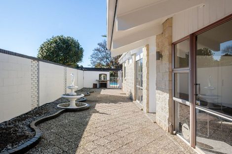 Photo of property in 14 Totara Drive, St Andrews, Hamilton, 3200