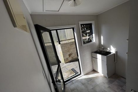 Photo of property in 25 Barberton Terrace, Red Hill, Papakura, 2110