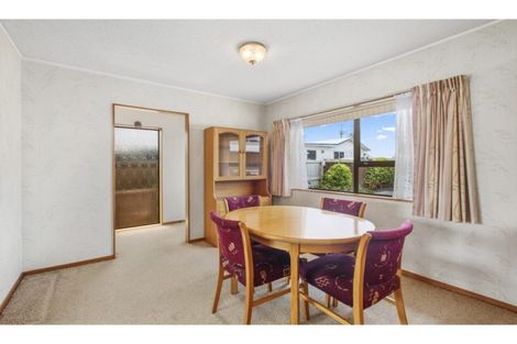 Photo of property in 2/208 Centreway Road, Orewa, 0931