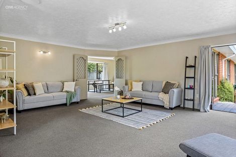 Photo of property in 3 Grove Place, Rangiora, 7400