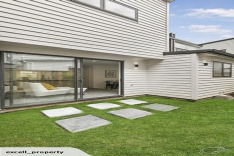 Photo of property in 14a Ropata Avenue, Point England, Auckland, 1072