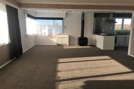 Photo of property in 64 Edinburgh Crescent, Waikiwi, Invercargill, 9810