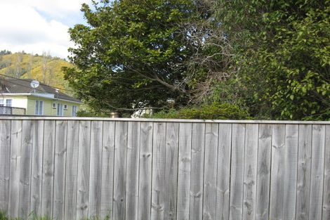 Photo of property in 9 Gibbs Crescent, Wainuiomata, Lower Hutt, 5014