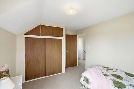 Photo of property in 2/4 Gatonby Place, Avonhead, Christchurch, 8042