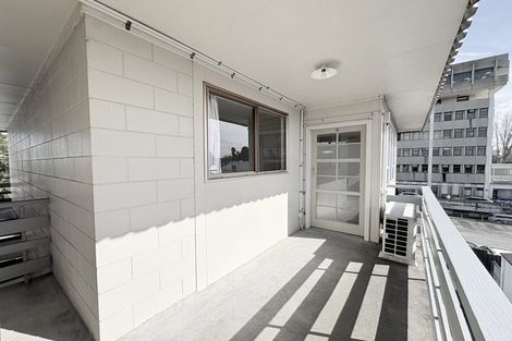 Photo of property in 8 Anzac Parade, Hamilton Central, Hamilton, 3204