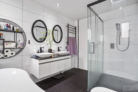 Photo of property in 6 Carnoustie Drive, Wattle Downs, Auckland, 2103