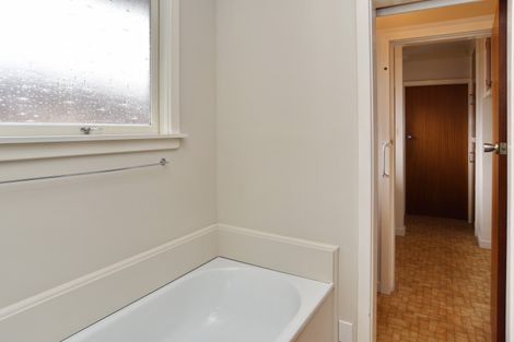 Photo of property in 25 Glenrowan Avenue, Avondale, Christchurch, 8061