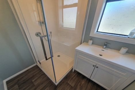 Photo of property in 42 Attlee Crescent, Bryndwr, Christchurch, 8053