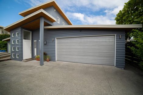 Photo of property in 13a Graham Avenue, Te Atatu Peninsula, Auckland, 0610