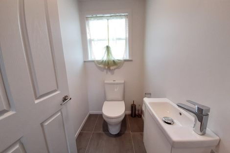 Photo of property in 14 Oriana Avenue, Lynfield, Auckland, 1042