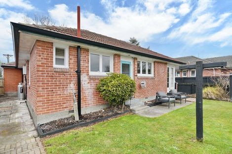 Photo of property in 2/21 Dunedin Street, Redwood, Christchurch, 8051