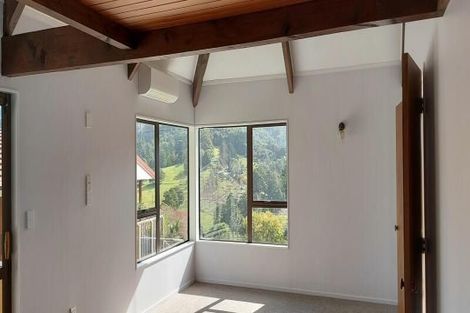 Photo of property in 22 Ngahere Drive, Horahora, Whangarei, 0110