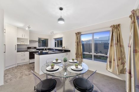 Photo of property in 140a Masters Avenue, Silverdale, Hamilton, 3216