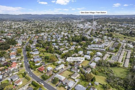 Photo of property in 1/28 Eastglen Road, Glen Eden, Auckland, 0602