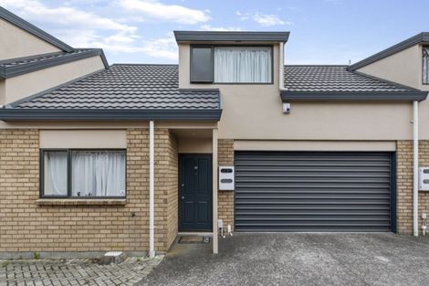 Photo of property in 20/1 Melview Place, New Lynn, Auckland, 0600