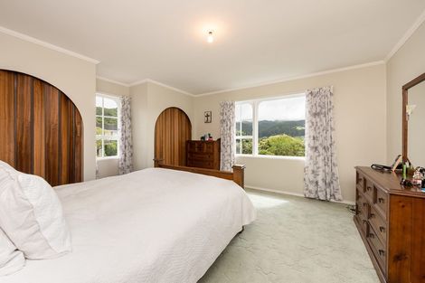 Photo of property in 52 Oriel Avenue, Tawa, Wellington, 5028