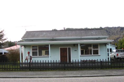 Photo of property in 111 Buller Road, Reefton, 7830