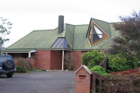 Photo of property in 17 Hind Place, Hokowhitu, Palmerston North, 4410