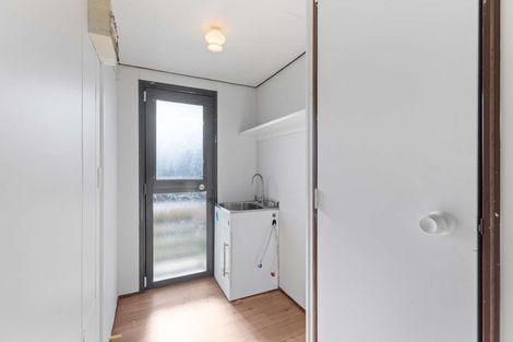 Photo of property in 2/76 Parrs Cross Road, Henderson, Auckland, 0612