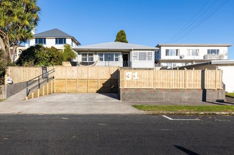 Photo of property in 31 Fulford Street, New Plymouth, 4310