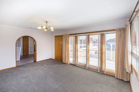 Photo of property in 32 Bournemouth Crescent, Aranui, Christchurch, 8061