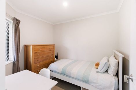 Photo of property in 15 Blowers Place, Halswell, Christchurch, 8025