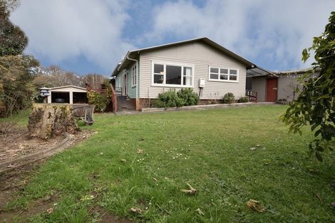 Photo of property in 13 Okoroire Street, Tirau, 3410