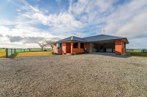 Photo of property in 288 Pleasant Point Highway, Levels, Timaru, 7975
